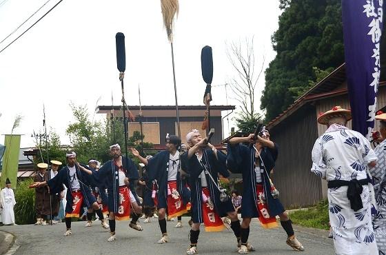 奴振り
