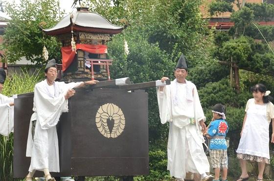 お神輿