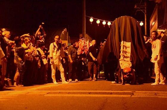 大谷風神祭の獅子舞の写真
