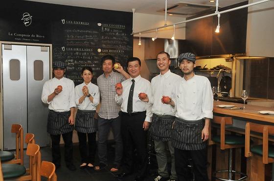 お店のスタッフの方々との集合写真