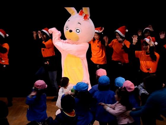 ウサヒ、ダンス