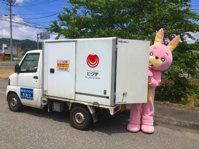 ヒグチの配達カー