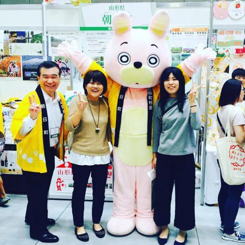 町イチ村イチイベントでのウサヒ