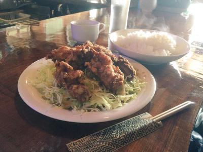 カラカラのから揚げ
