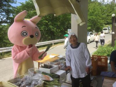 売店のおかあさんと