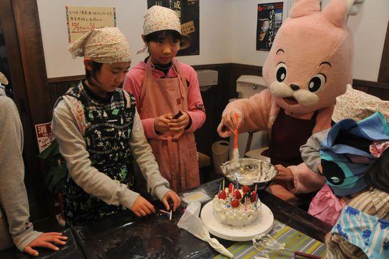 クリスマスデコレーションケーキ作り教室の写真5