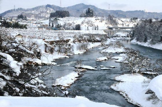 最上川ビューポイントからの最上川の写真