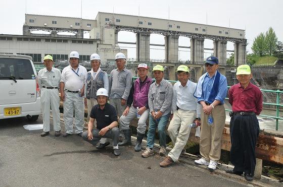 朝日町民4人を含む組合の理事及び監事の方々の写真