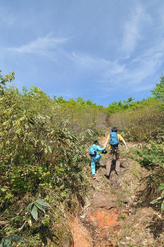 朝日山岳会による朝日連峰登山の様子の写真11