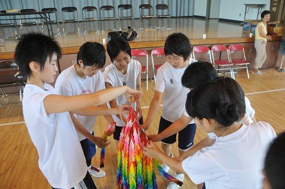 千羽鶴の贈呈の写真8