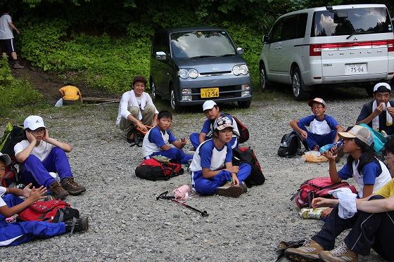 古寺登山口に到着した様子の写真