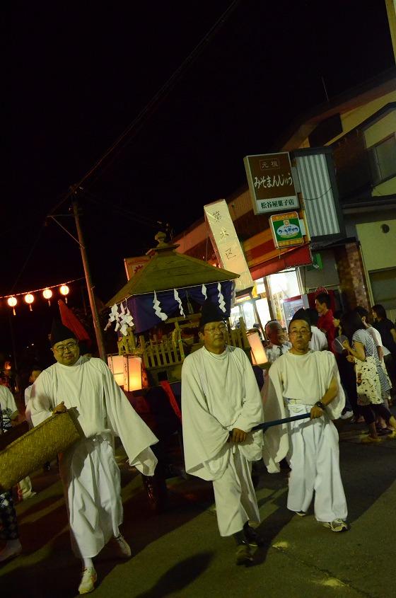 白山神社の氏子の方々の写真