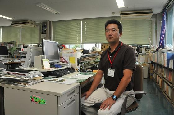 産業振興課の三浦浩一課長補佐の写真