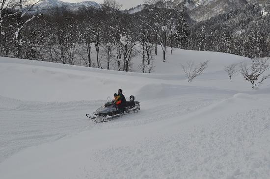 スノーモービル体験コーナーの写真2