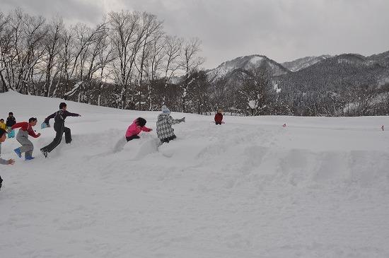 雪上フラッグレースの写真2