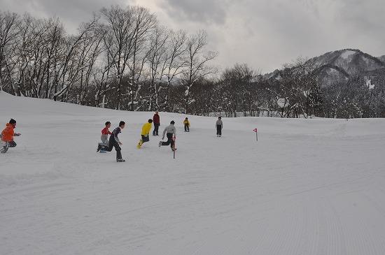 雪上フラッグレースの写真3