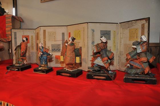 朝日町のひなかざり展にて展示される武田人形の写真