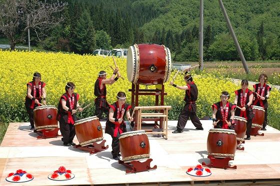 送橋神明こぶし太鼓の写真1