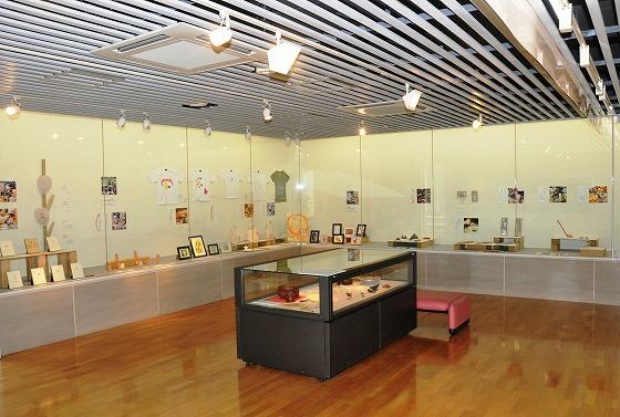 ギャラリー内の展示作品の写真1