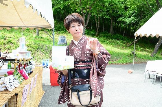 物産品コーナーの商品「おみくじ空っ気~(くっきー)」の当たりストラップの写真