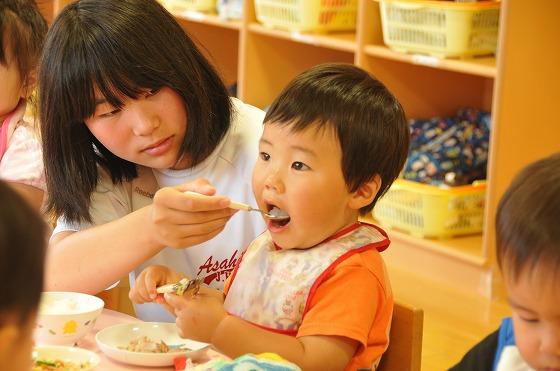 あさひ保育園での仕事の様子の写真1