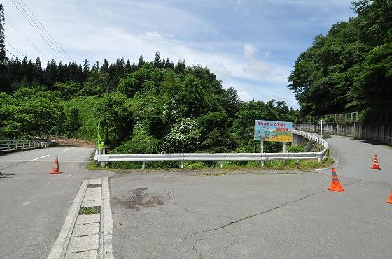 T字路のすぐ先の写真