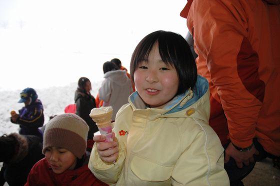 アイスクリーム作りの様子の写真8