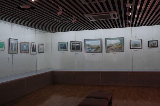 朝日町の風景を描いた作品の数々の写真2