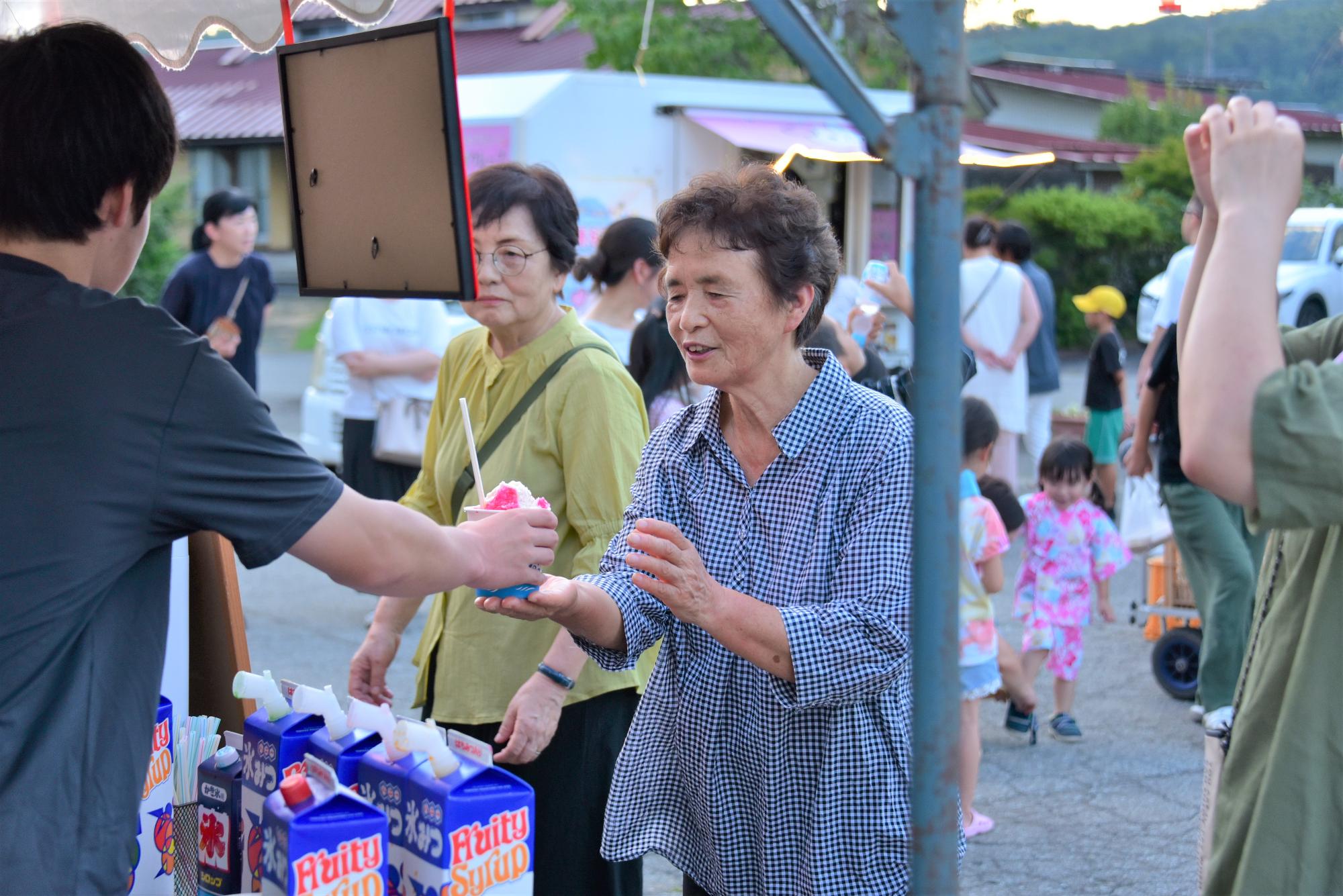 大人にも人気なかき氷