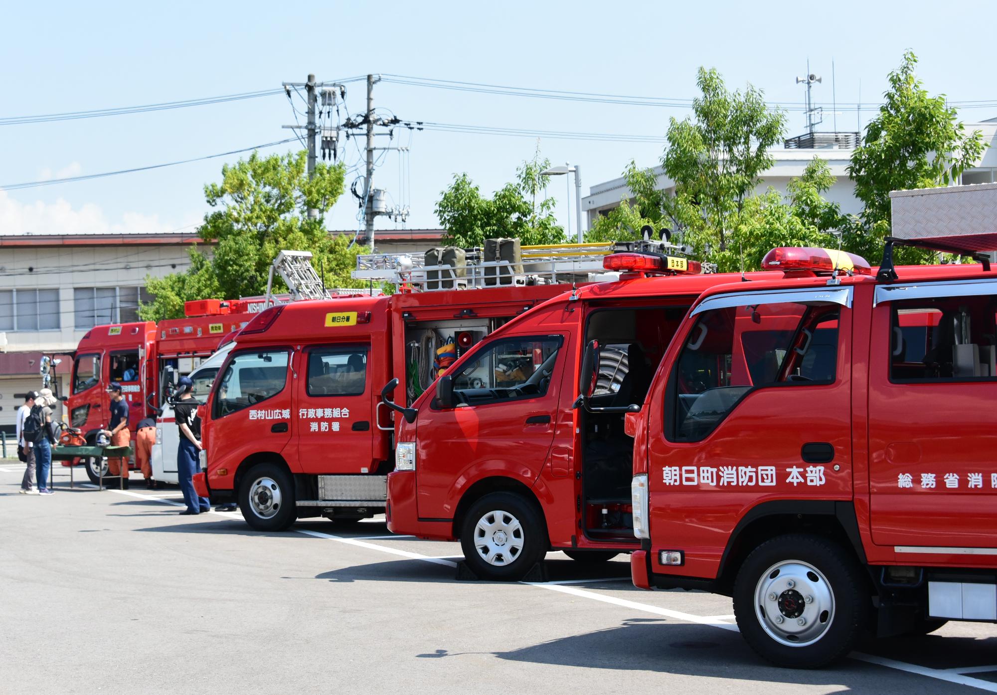 防災フェス11(車両展示-消防車)