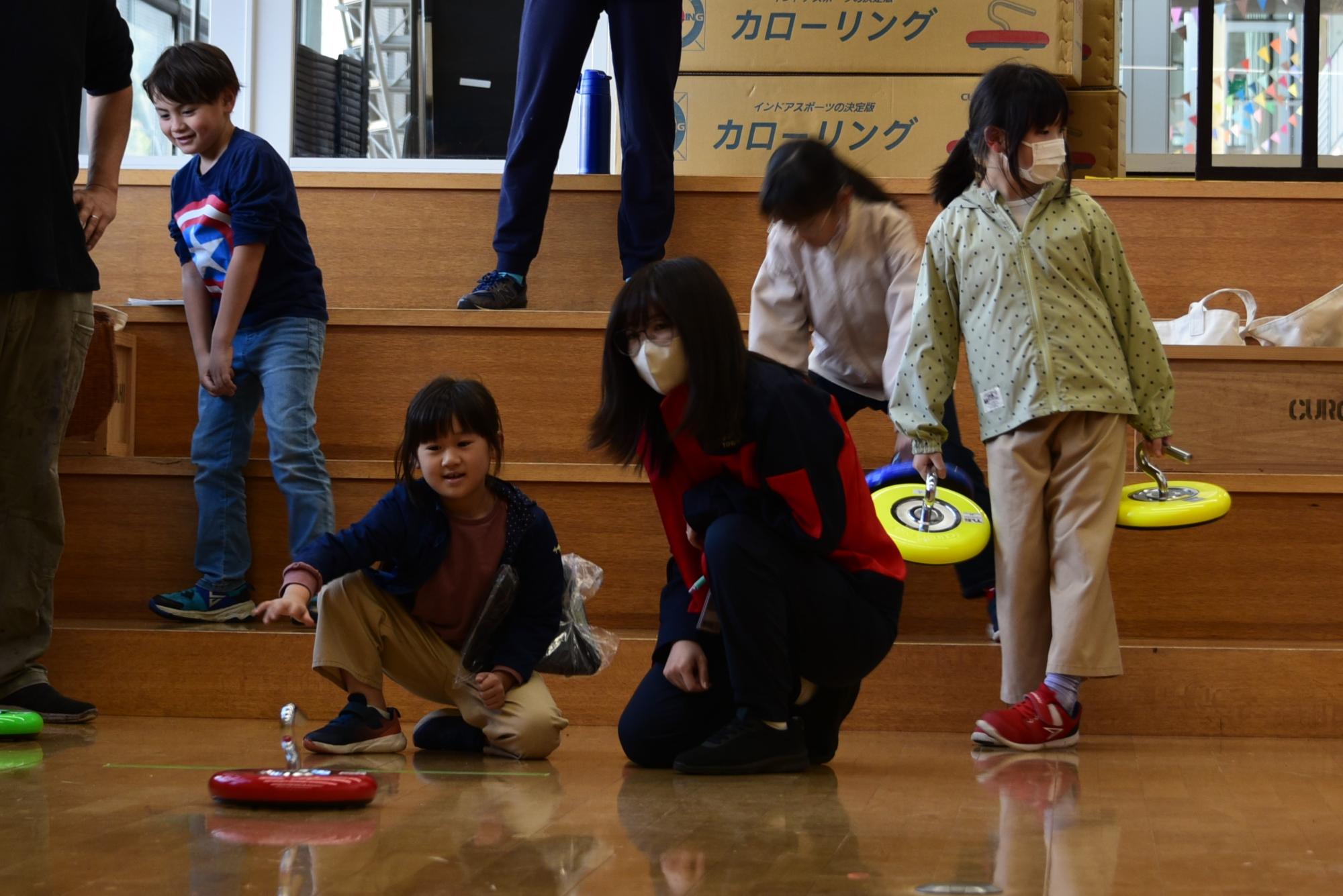 遊びタイト(カローリング2)