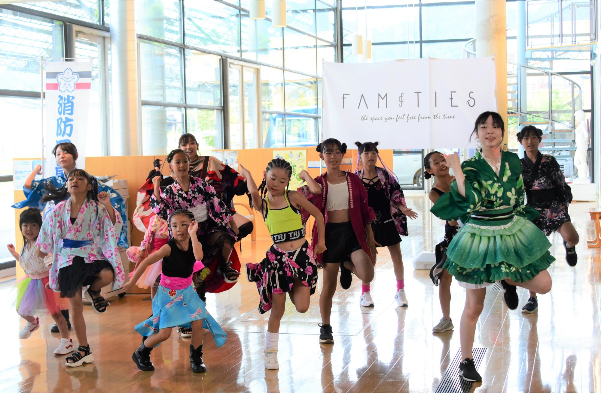 防災フェス31(ダンスグループによるダンスも披露)