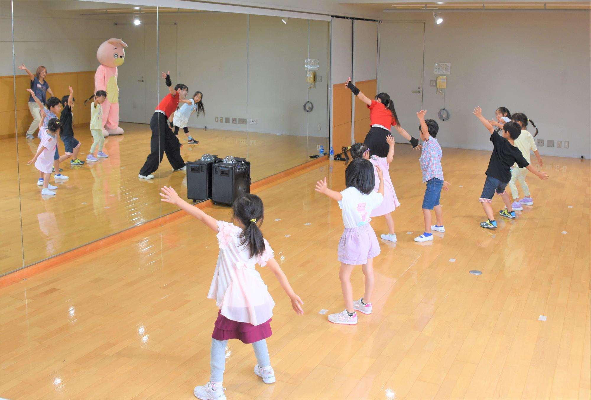 ダンスの練習の様子