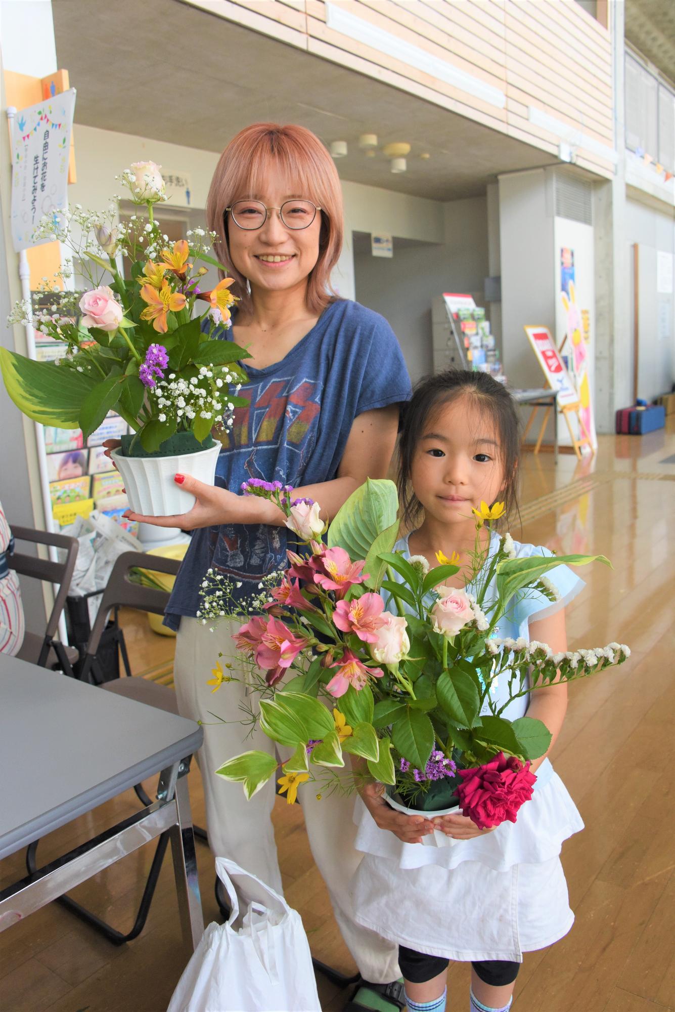 親子で作った生け花