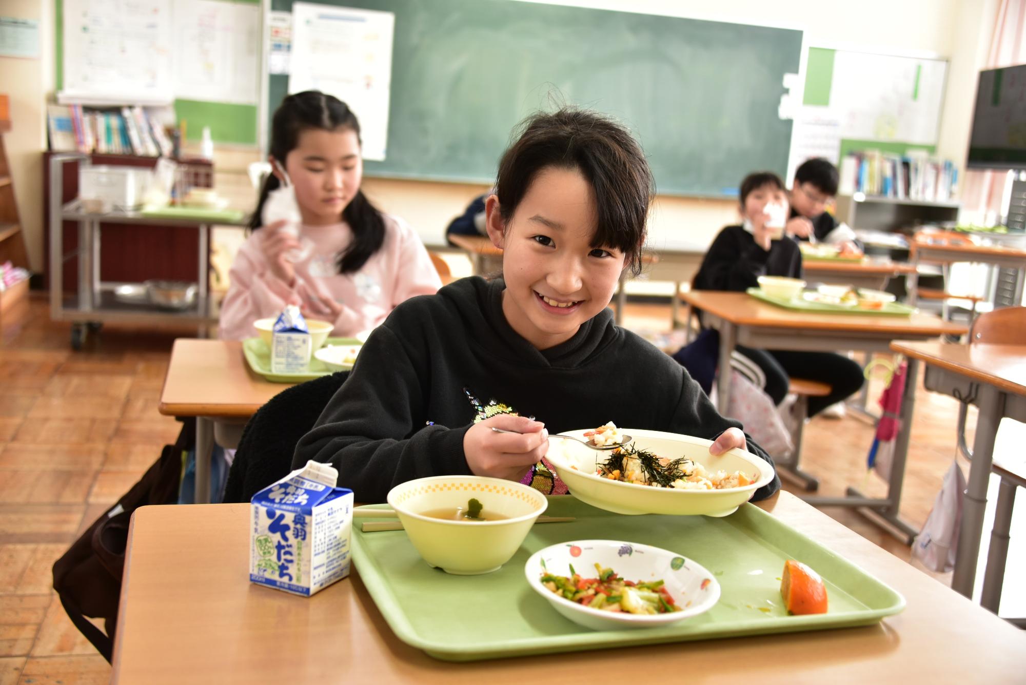 美味しそうにいただいていました-2