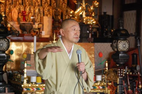 若宮寺副住職の登坂高典さんの写真