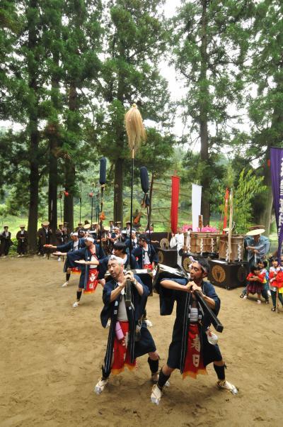 獅子踊りの奉納の様子の写真5