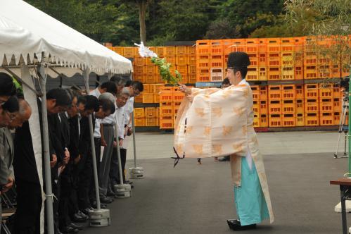 神事が行われている様子の写真2