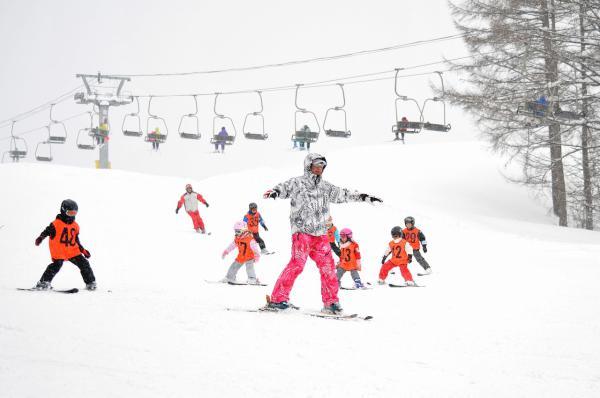 スキーの様子の写真7