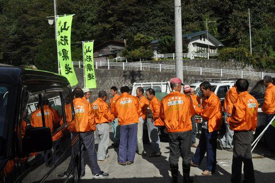 町内の職人さんたちが集合している写真