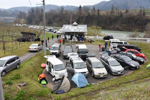 大会当日のカヌーランド駐車場の写真