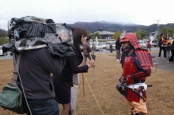 地元テレビ局の取材を受ける永井師範の写真