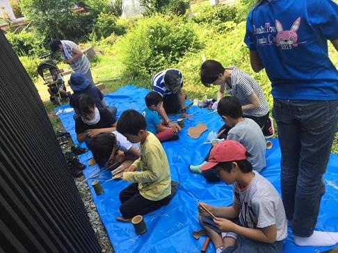 子どもたち、竹切り