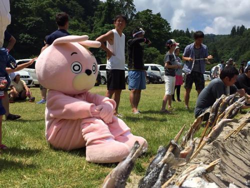 渓流まつり、ウサヒ