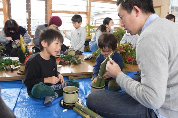 門松づくり教室の様子の写真7