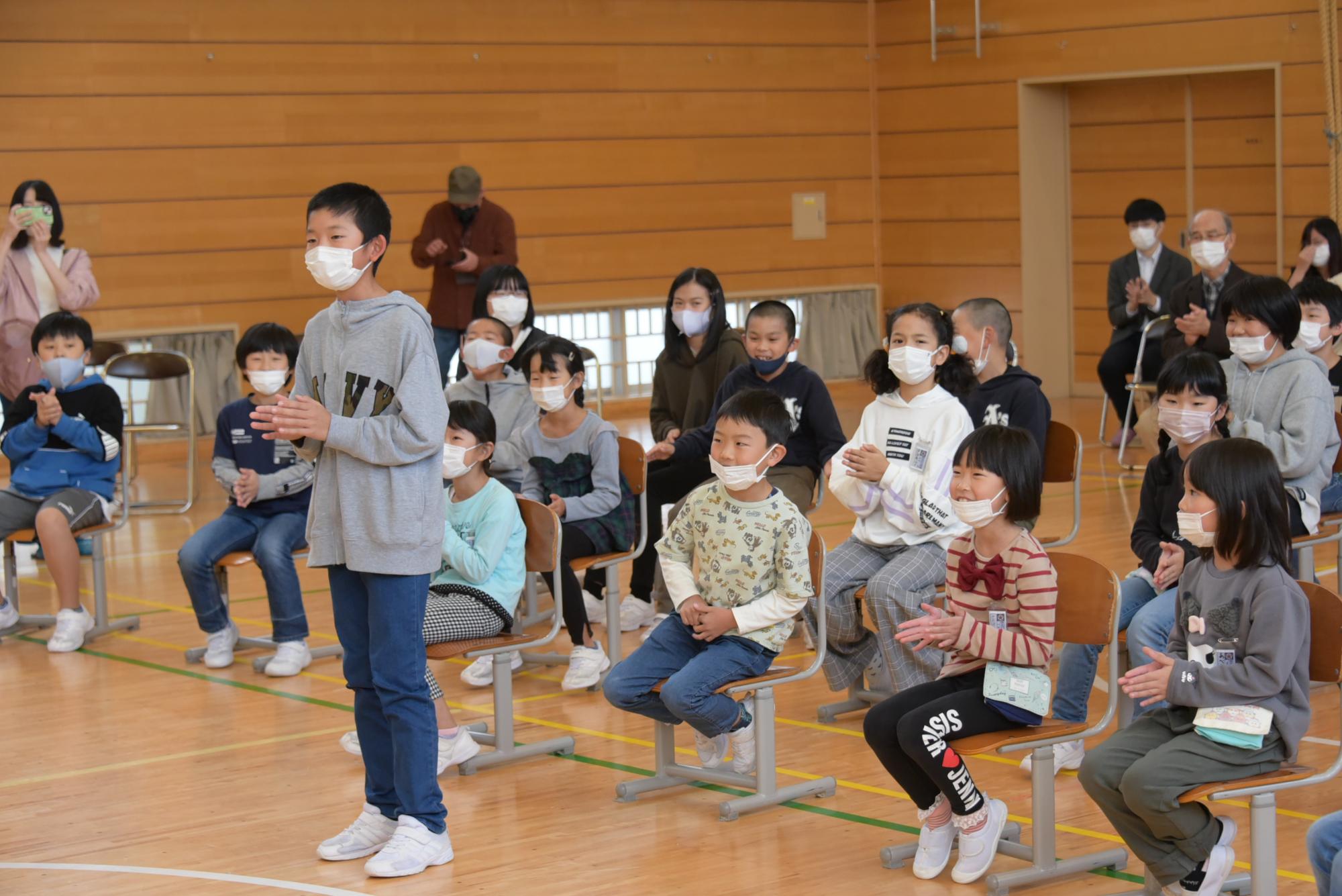 子どもたちから竜馬さんへハッピーバースデー