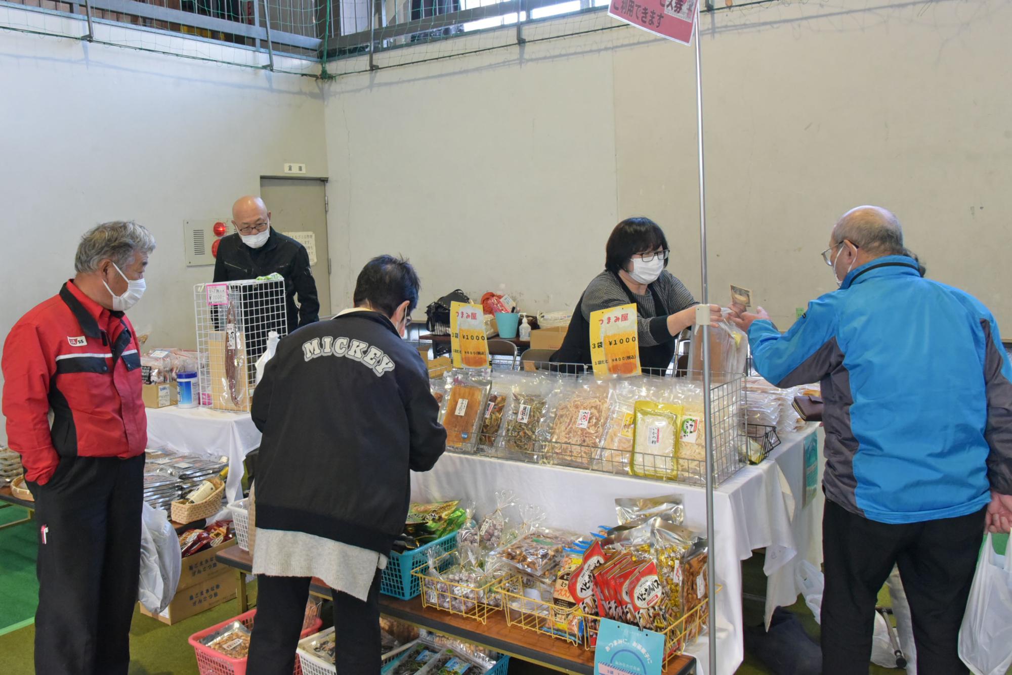 つまみ屋さんのブース