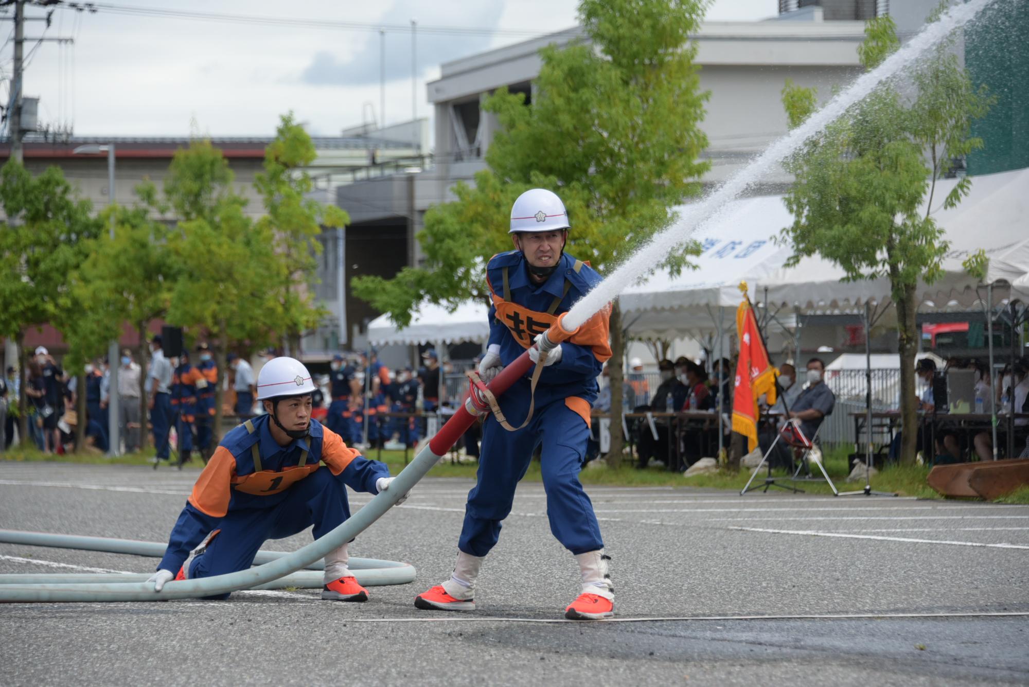 小型ポンプ操法の様子