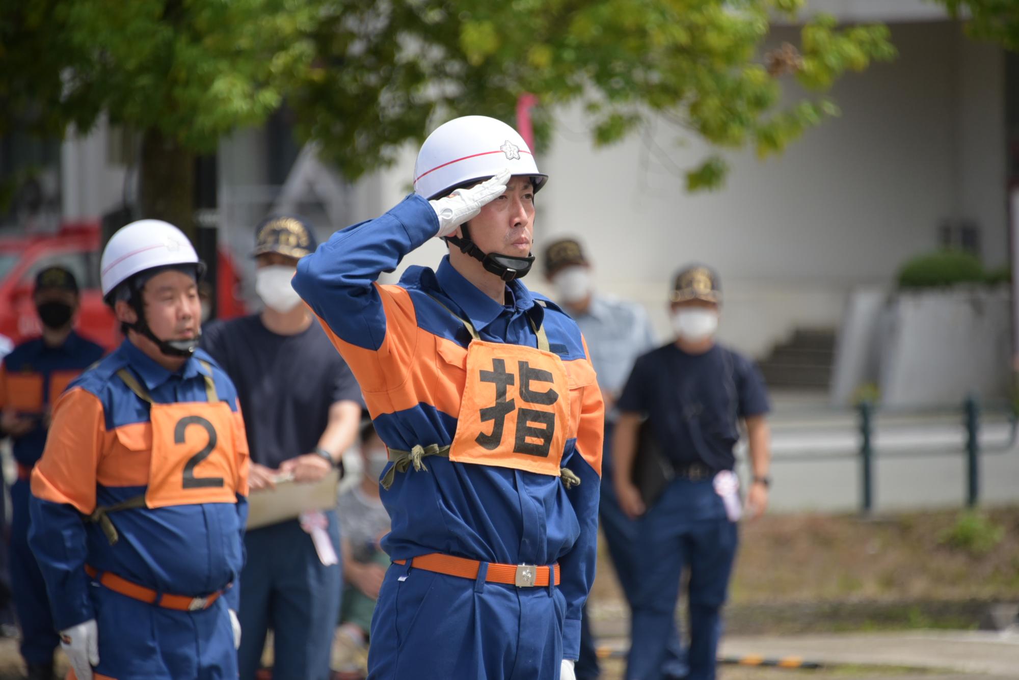 小型ポンプ操法の様子