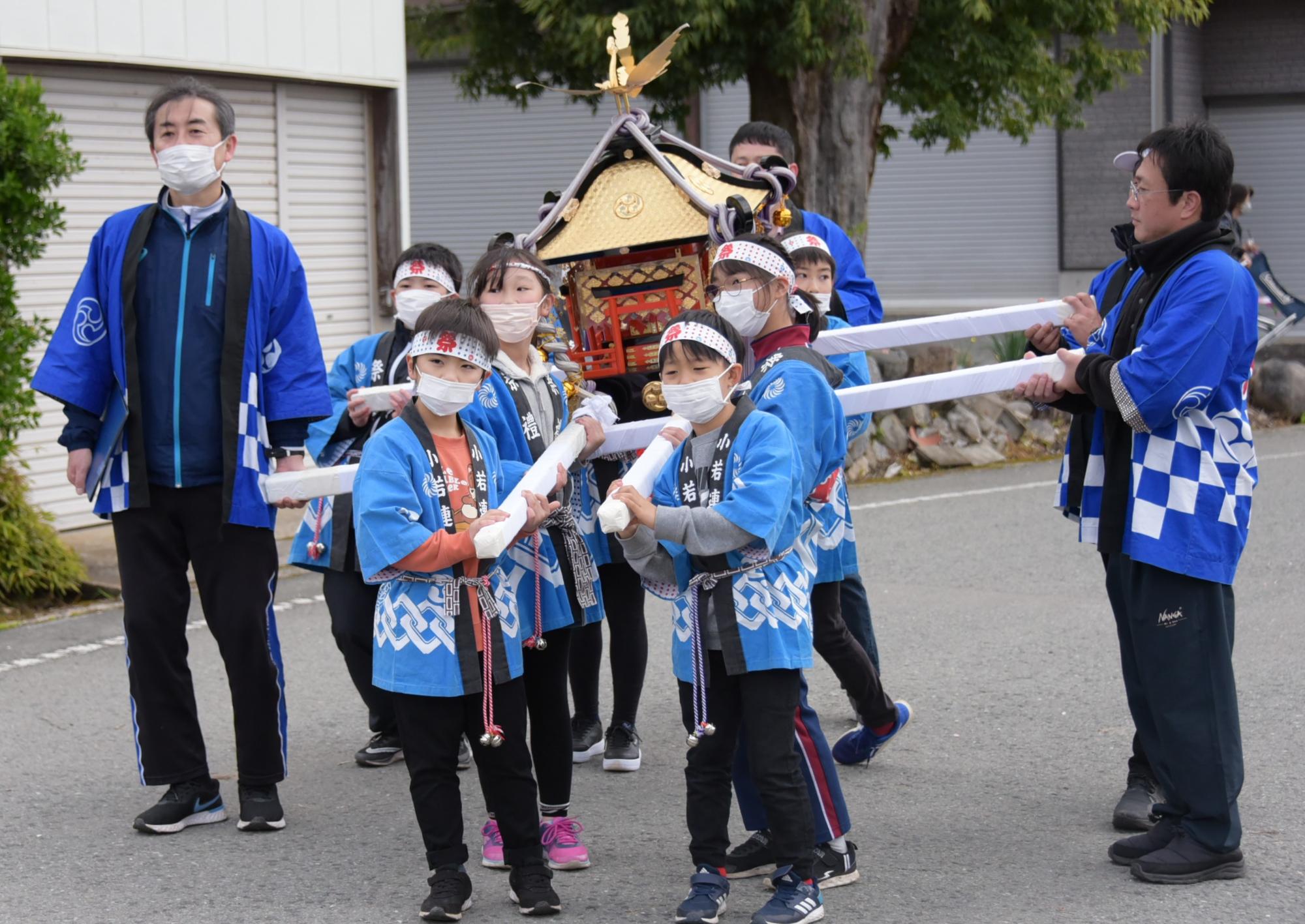 各地区のお祭りの様子2